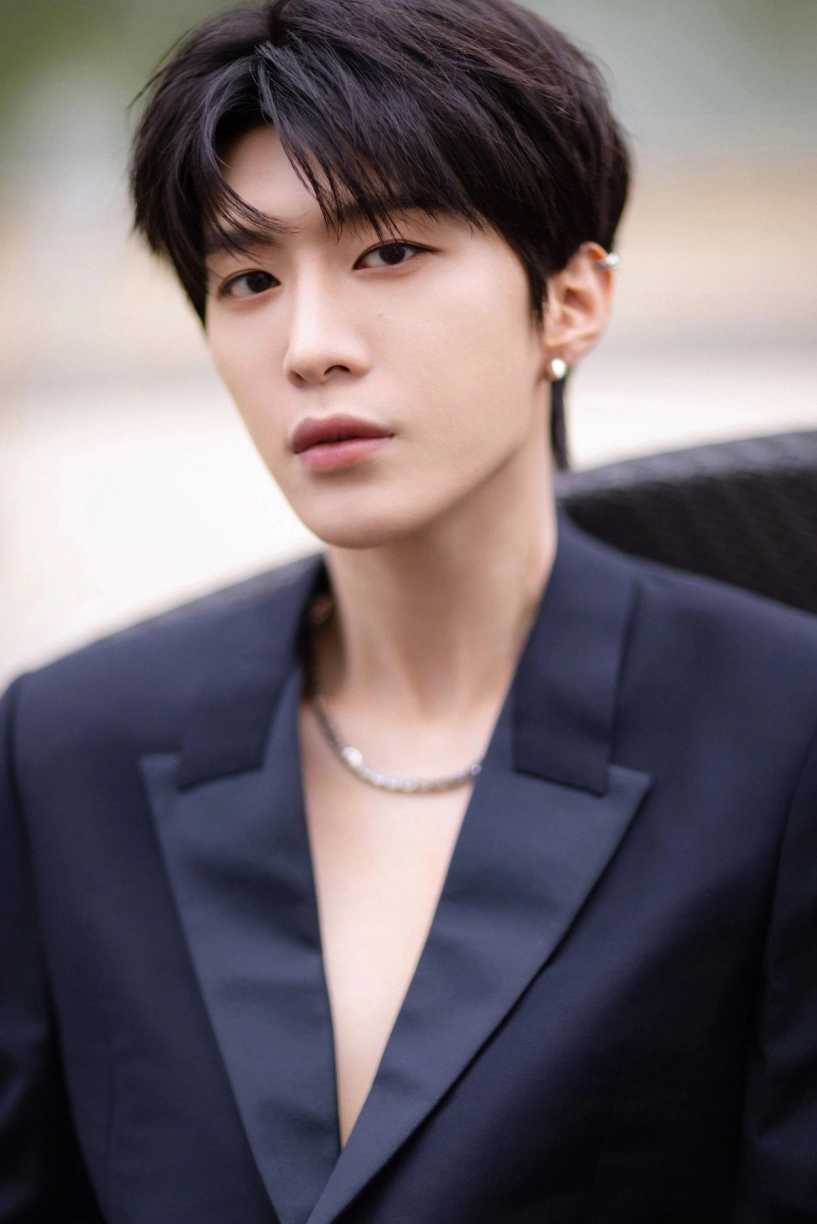 Phạm thừa thừa - em trai phạm băng băng vừa ra mắt đã giành 3 giải thưởng nay trở thành sự trả thù của chị gái - 8