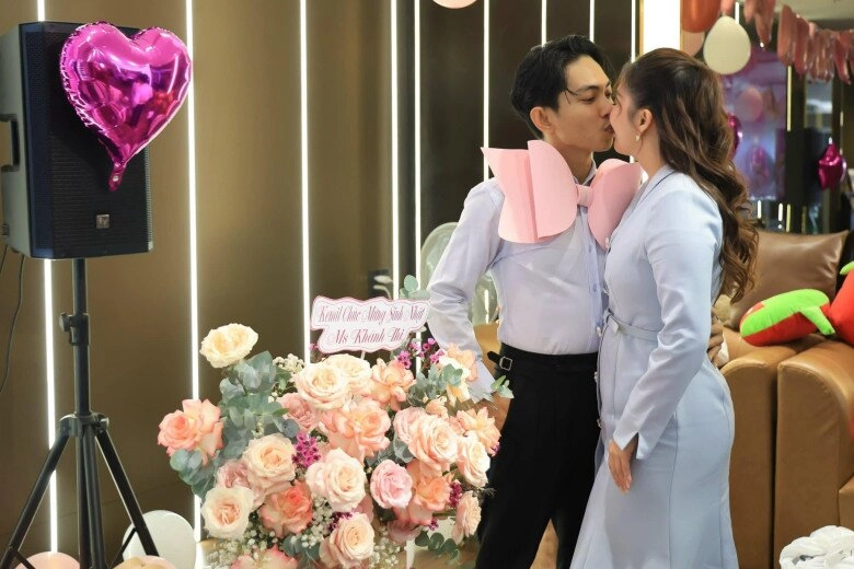 Phan hiển đòi gia tăng sản xuất với khánh thi hỏi ý con gái 1 tuổi trước khi sinh thêm em - 4