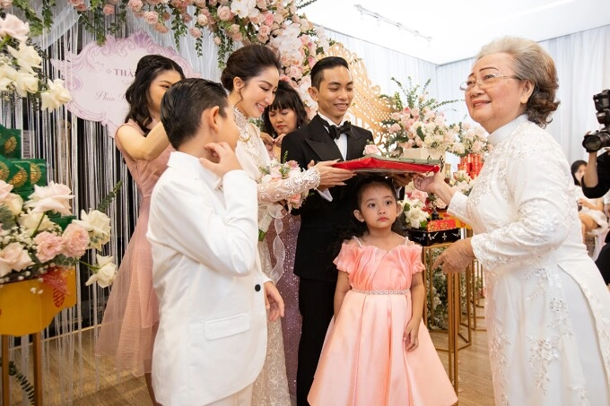 Phan hiển khoe khéo gia thế khủng là thiếu gia hào môn nói lý do say đắm khánh thi suốt hơn 1 thập kỷ - 9
