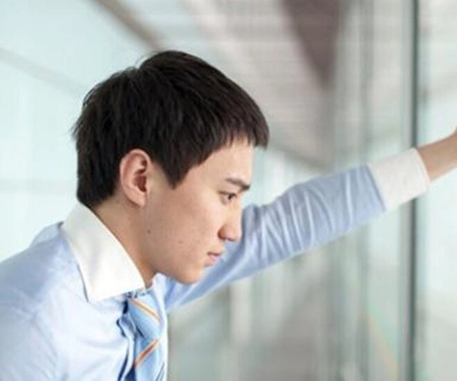 Phát hiện vợ có thai với sếp tôi giả vờ không biết âm thầm làm 3 việc khiến cô ấy quỳ gối khóc xin tha thứ - 1