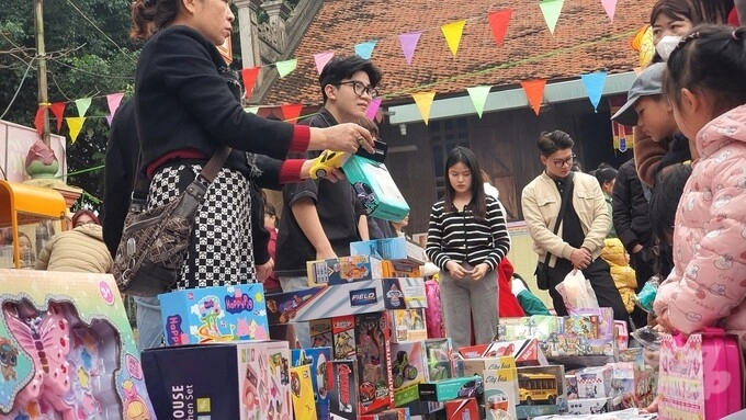 Phiên chợ lạ lùng là niềm tự hào của người thái bình tồn tại hơn 60 năm chỉ bán duy nhất 1 mặt hàng - 2