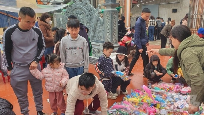 Phiên chợ lạ lùng là niềm tự hào của người thái bình tồn tại hơn 60 năm chỉ bán duy nhất 1 mặt hàng - 4