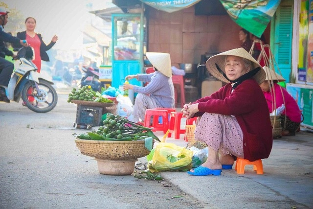 Phiên chợ lâu đời nhất xứ huế tồn tại hơn 170 năm dù đã có lúc thất truyền - 2