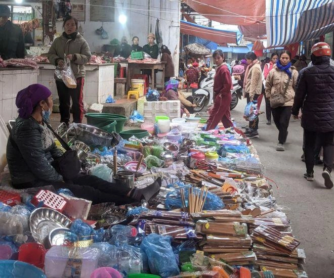 Phiên chợ lâu đời và sầm uất bậc nhất cao bằng du khách nào cũng muốn ghé thử một lần - 1