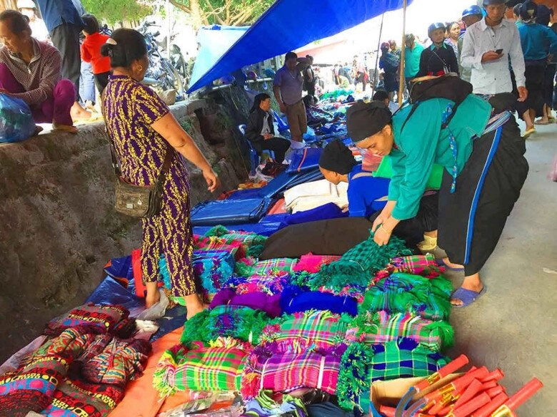 Phiên chợ tồn tại hơn 200 năm đến nay thành điểm đến đặc sắc nhất hà giang du khách nào cũng muốn tới một lần - 5