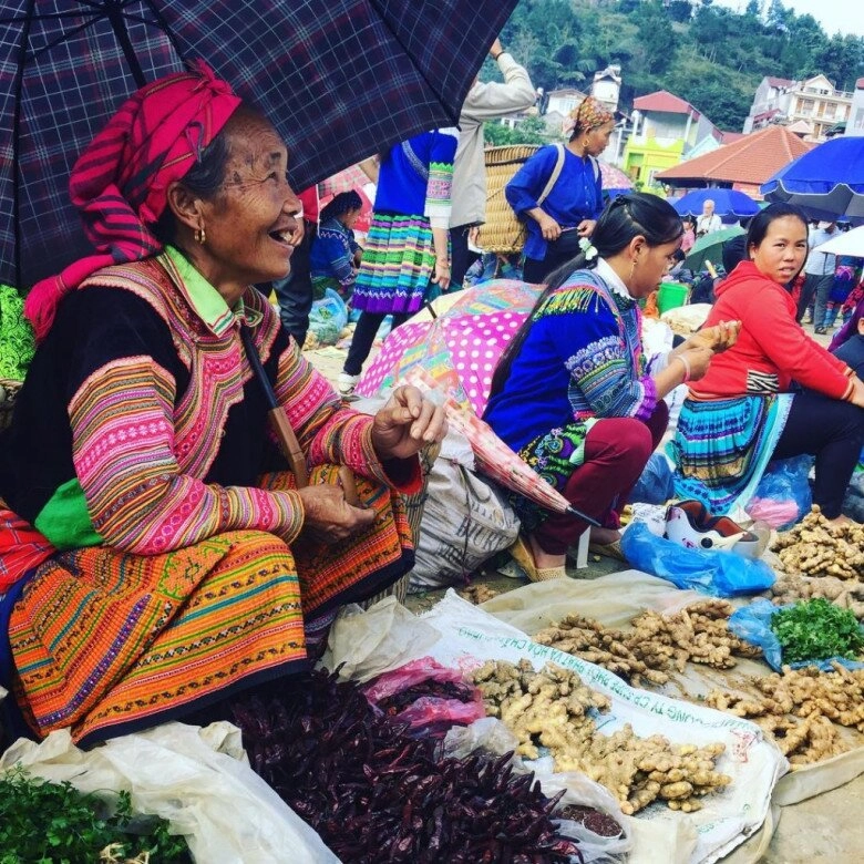 Phiên chợ tồn tại từ gần trăm năm đến nay là địa điểm độc lạ và niềm tự hào của người xứ thanh - 5
