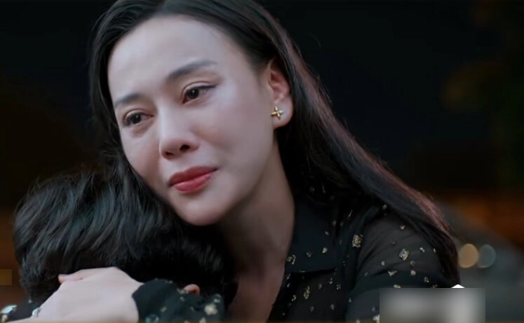 Phương oanh diễn cảnh tát chảy máu miệng kẻ bắt nạt con trai ở tiệc sinh nhật phụ huynh việt tràn vào bình luận - 10