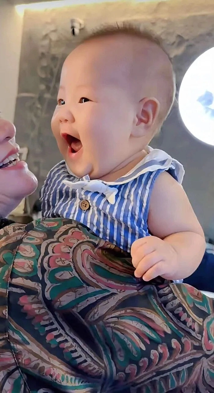 Phương oanh khóc nức nở kể sự cố nguy hiểm khi sinh con công khai tên thật của cặp sinh đôi với shark bình - 8