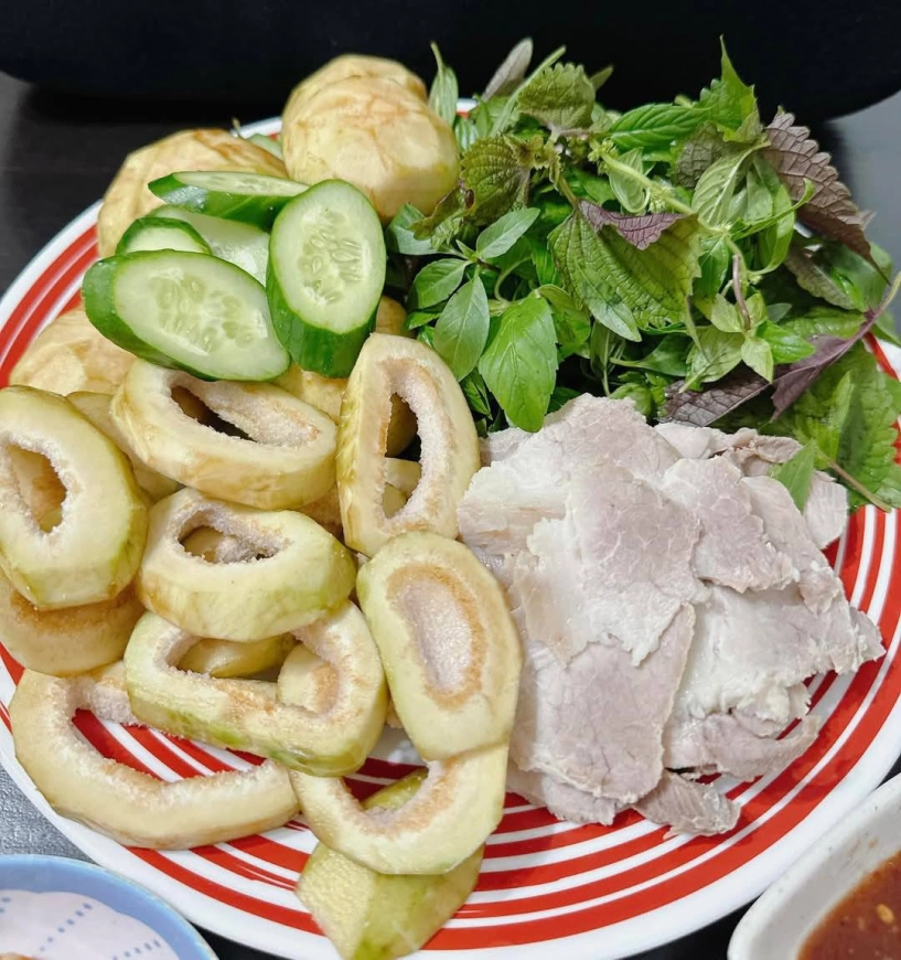 Quả đặc sản sóng sánh mật sai trĩu từ gốc đến ngọn ăn kèm thịt luộc càng ngon - 9