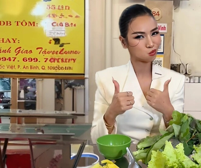 Quán bánh xèo lớn nhất miền tây đông nghịt khách bán nghìn cái mỗi ngày có phần nhân độc nhất khiến á hậu mê mẩn - 1