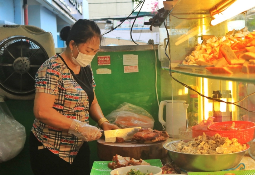 Quán bún mắm đắt nhất sài gòn khách sẵn sàng chi 120000 đồngtô chủ bán 10 năm mua 2 căn nhà mặt tiền - 2