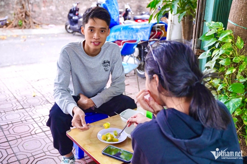 Quán kem xôi chè thái 40 năm đông khách của cụ bà u90 ở hà nội - 5