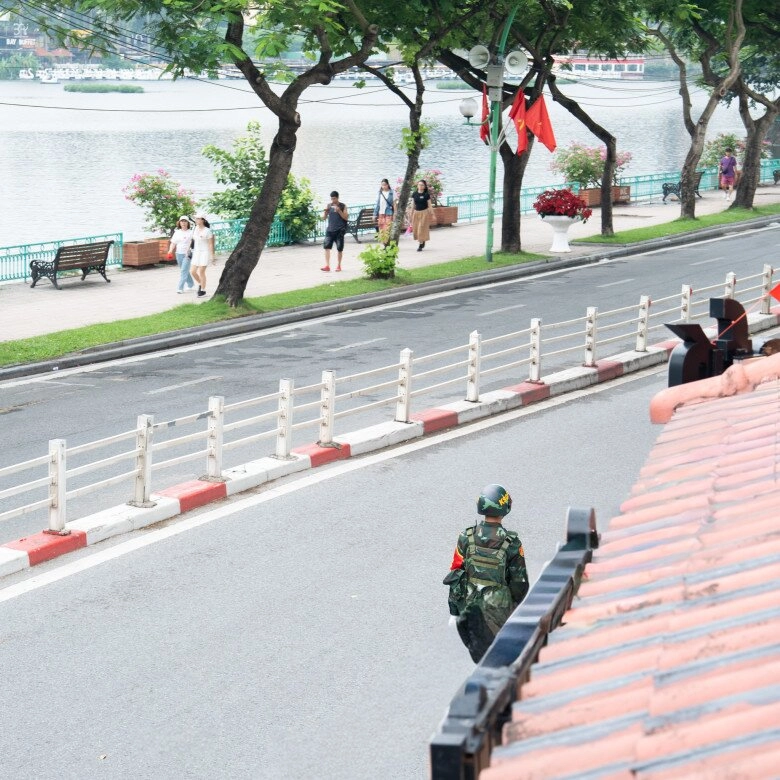 săn 3 quán cà phê view xem diễu binh ở hà nội có nơi mở xuyên đêm có quán chỉ nhận 60 khách giá 300000 đồng - 6