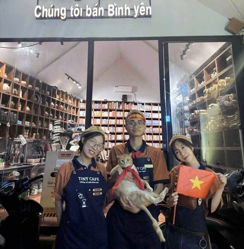 săn 3 quán cà phê view xem diễu binh ở hà nội có nơi mở xuyên đêm có quán chỉ nhận 60 khách giá 300000 đồng - 10