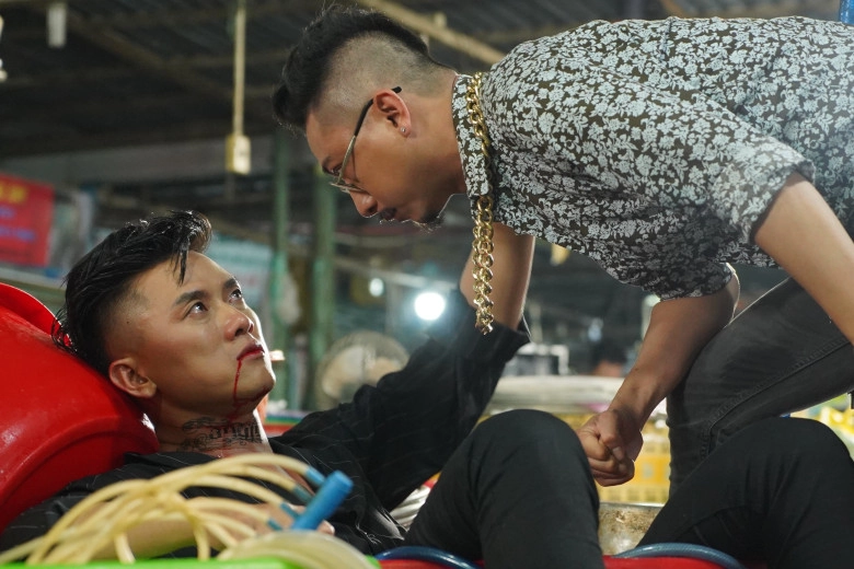 Sao nam làm vợ đáng tuổi cháu dính bầu khi học năm cuối cấp 3 dùng clip hôn bạn diễnđể thử phản ứng của bà xã - 1