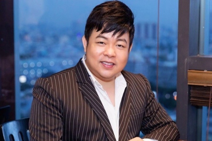 Sao nam vừa được đại gia tặng 2500m2 đất đổi đời nhờ 1 bài hát tài sản trăm tỷ với 13 căn nhà - 3