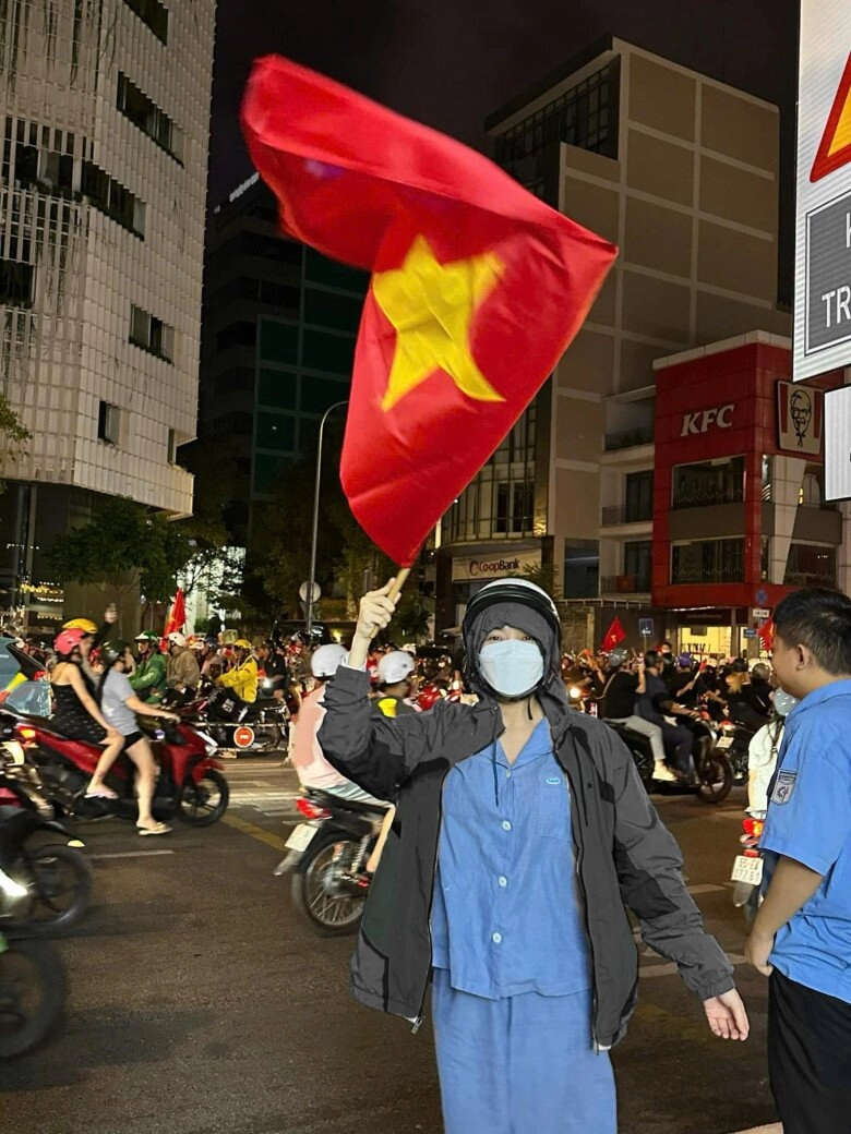 Sao việt 24h bạn gái kém 37 tuổi của quang minh khoe con trai đẹp hơn ba nam diễn viên liền có câu trả lời gây chú ý - 7
