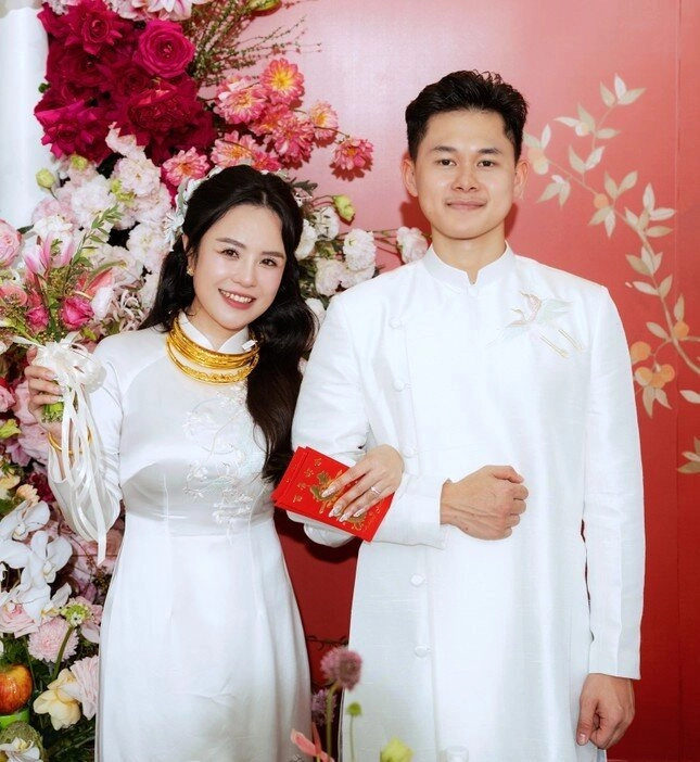 Sao việt 24h bạn gái quang đăng gây chú ý khi nhắc về người cũ của bạn trai ngay trong ngày cưới của thái trinh - 2