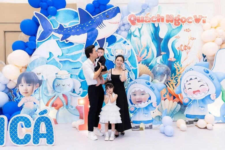 Sao việt 24h bạn gái quang đăng gây chú ý khi nhắc về người cũ của bạn trai ngay trong ngày cưới của thái trinh - 10