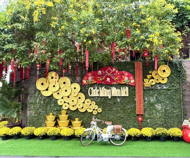 Sao việt 24h ca sĩ bích tuyền thông báo về số tiền bồi thường đàm vĩnh hưng vẫn trang hoàng biệt thự rực rỡ chơi tết - 2