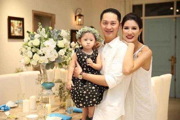 Sao việt 24h chồng việt kiều của trang trần nghiêm khắc không muốn con gái làm móng đòi quà trong ngày sinh nhật - 6