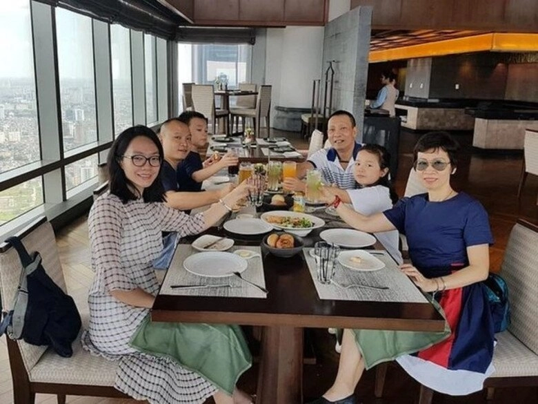 Sao việt 24h con trai nhà báo lại văn sâm gọi bố là anh yêu tùng dương nhận xét giống nhau y hệt - 4