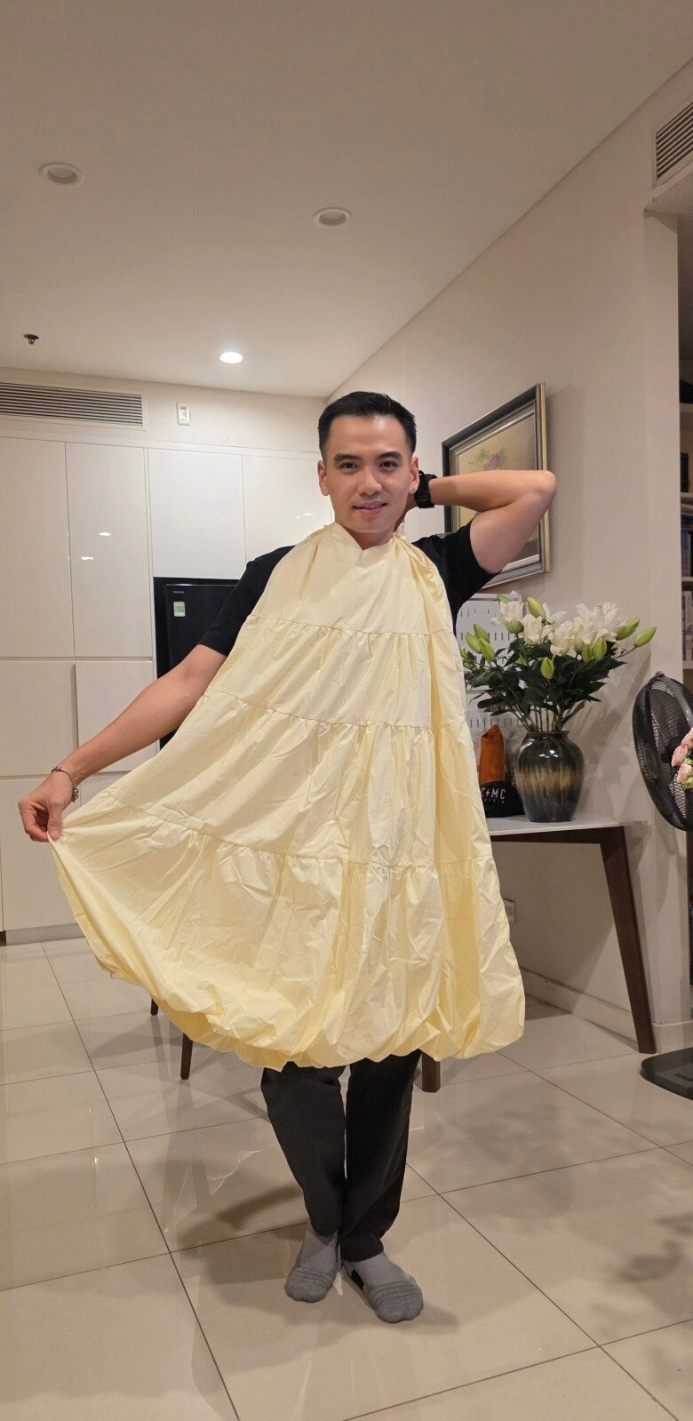 Sao việt 24h con trai nhà báo lại văn sâm gọi bố là anh yêu tùng dương nhận xét giống nhau y hệt - 10