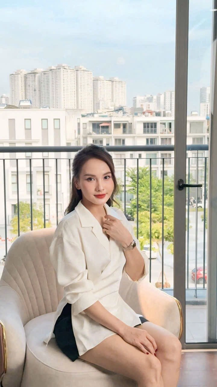 Sao việt 24h con trai nhà báo lại văn sâm gọi bố là anh yêu tùng dương nhận xét giống nhau y hệt - 11