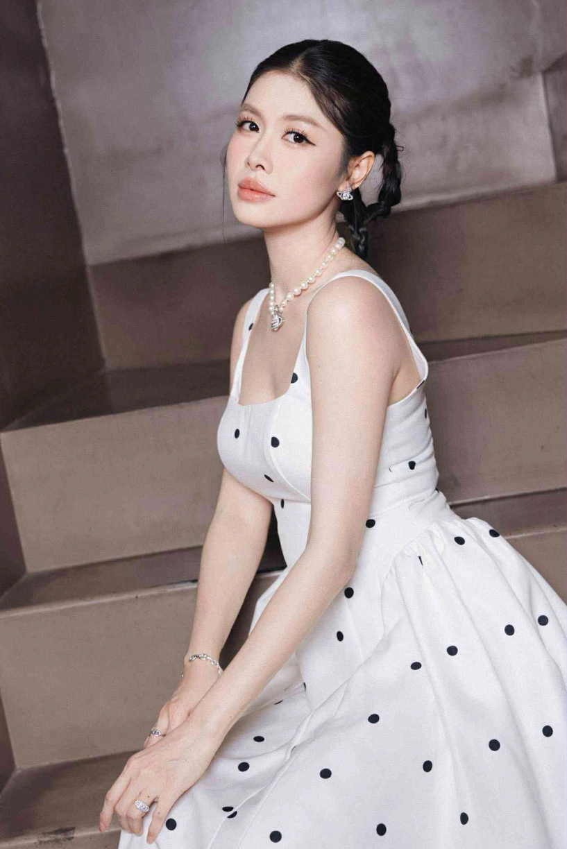Sao việt 24h đàm thu trang dạy con trai út nghiêm khắc doanh nhân cường đô la liền vào bình luận thương em - 13