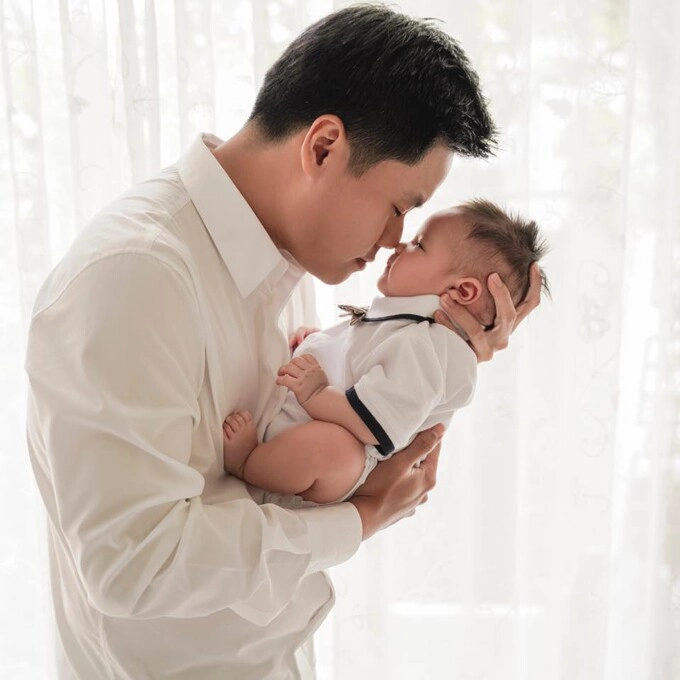 Sao việt 24h dâu hào môn primmy trương hiếm hoi khoe cận mặt quý tử nhìn là biết con trai thiếu gia phan thành - 2
