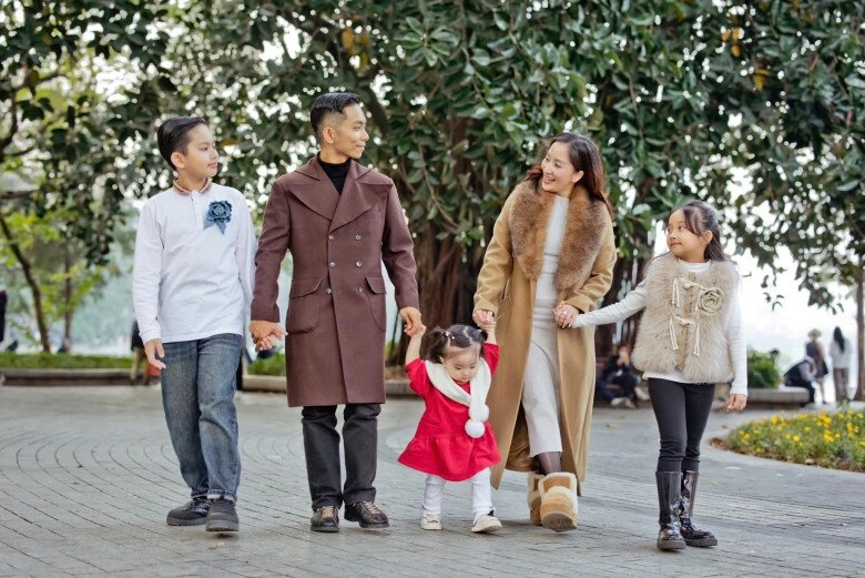 Sao việt 24h khánh thi khiêu vũ cùng con trai vóc dáng cao lớn và tài năng của nhóc tì 10 tuổi gây chú ý - 3