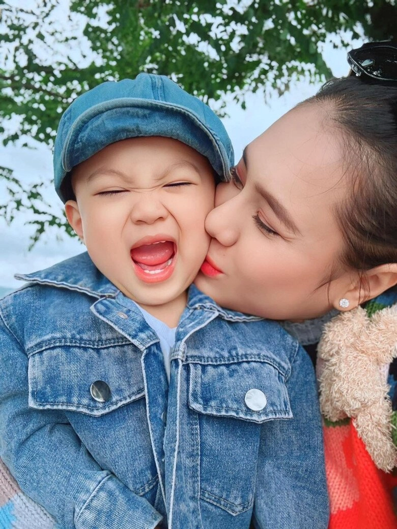 Sao việt 24h người nổi tiếng nô nức đưa con đi khai giảng bảo thanh cùng chồng hóa học sinh e ấp như mới quen - 6