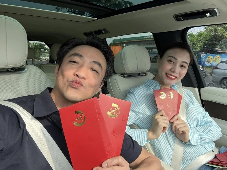 Sao việt 24h nsnd việt anh không ngại tình tứ bạn gái kém 36 tuổi trong bữa tiệc với đông đảo bạn bè đồng nghiệp - 6