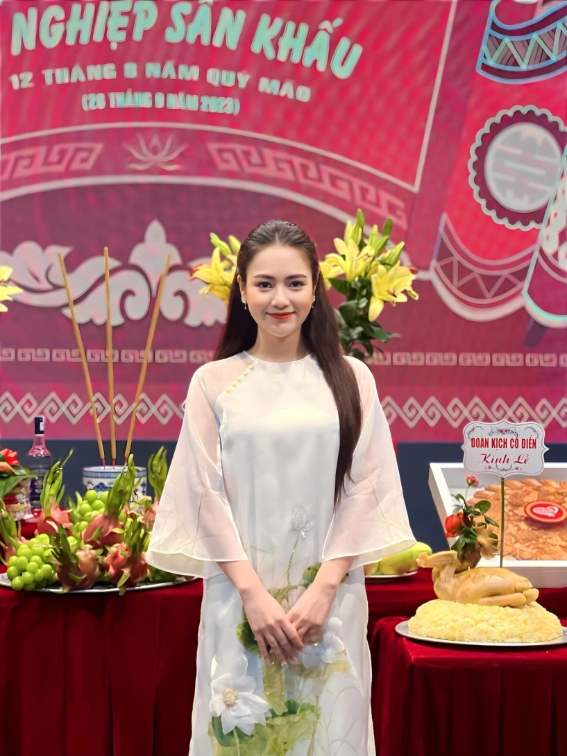 Sao việt 24h nsnd xuân bắc chịu sức ép khi đứng cạnh các mỹ nhân phim truyền hình vtv từng là nhân viên cũ - 5