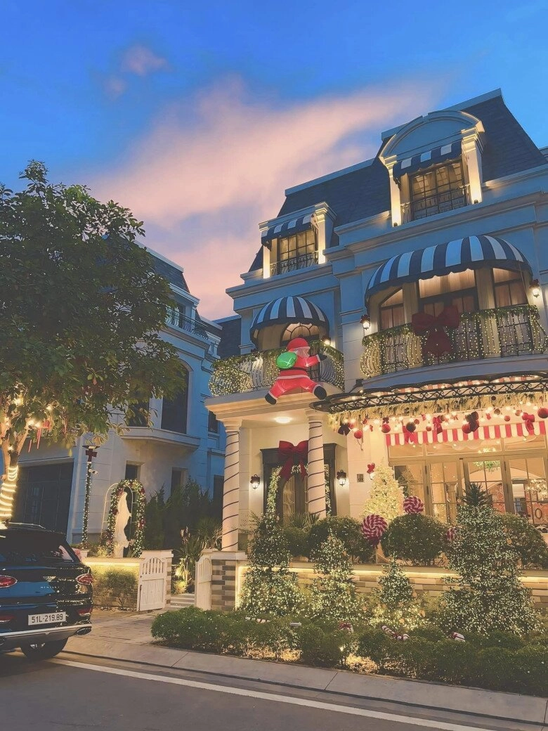 Sao việt 24h nữ đại gia quận 7 thắp sáng cả khu phố mừng noel sắp rời khỏi căn biệt thự trị giá 22 tỷ đồng - 6