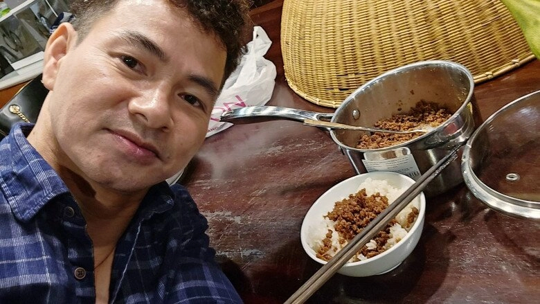 Sao việt 24h phan hiển khéo miệng nịnh vợ tiết lộ say khánh thi hơn 10 năm kể từ ly rượu định mệnh được mời - 11