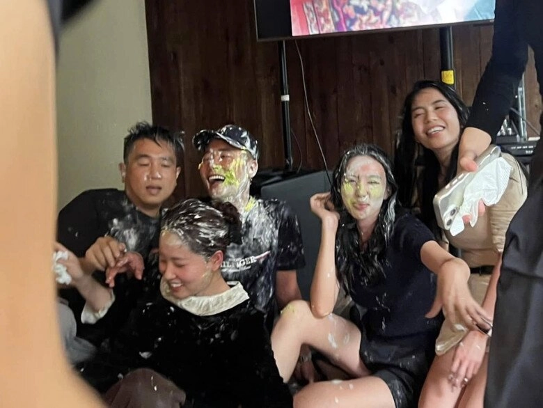 Sao việt 24h phan hiển khéo miệng nịnh vợ tiết lộ say khánh thi hơn 10 năm kể từ ly rượu định mệnh được mời - 12