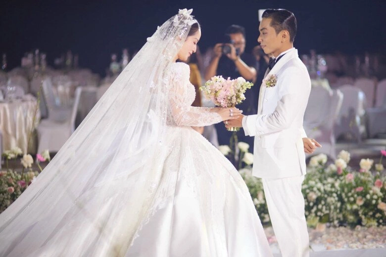 Sao việt 24h phan hiển phản ứng mạnh khi có người nói khánh thi già nhưng nhiều tiền còn mình vừa nghèo vừa xấu - 2