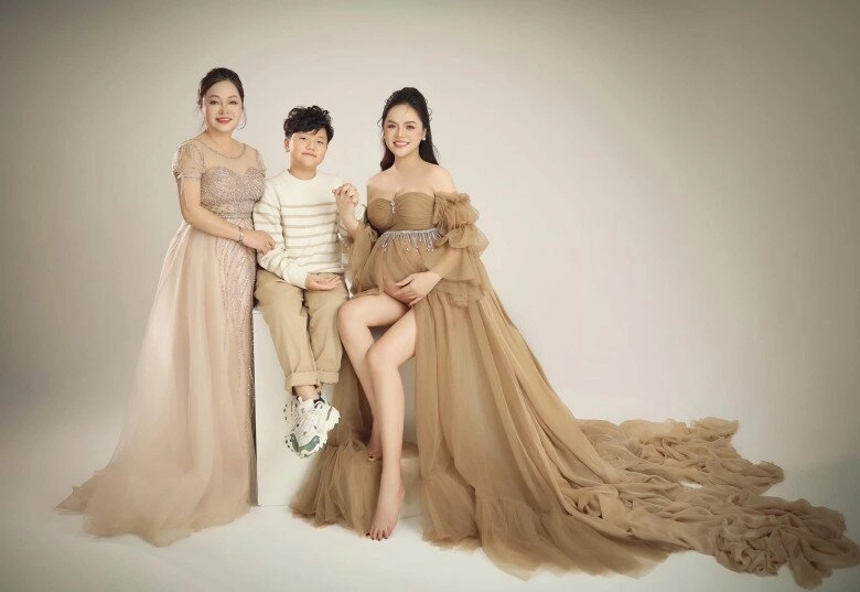 Sao việt 24h phan hiển phản ứng mạnh khi có người nói khánh thi già nhưng nhiều tiền còn mình vừa nghèo vừa xấu - 5