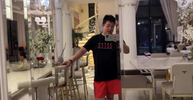 Sao việt 24h quang lê ngỡ ngàng khi lần đầu được khám phá căn biệt thự trăm tỷ của lệ quyên cùng tình trẻ - 1