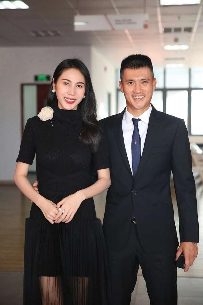 Sao việt 24h shark bình - phương oanh ủng hộ nửa tỷ cứu trợ đồng bào trấn thành che đi con số khủng - 15