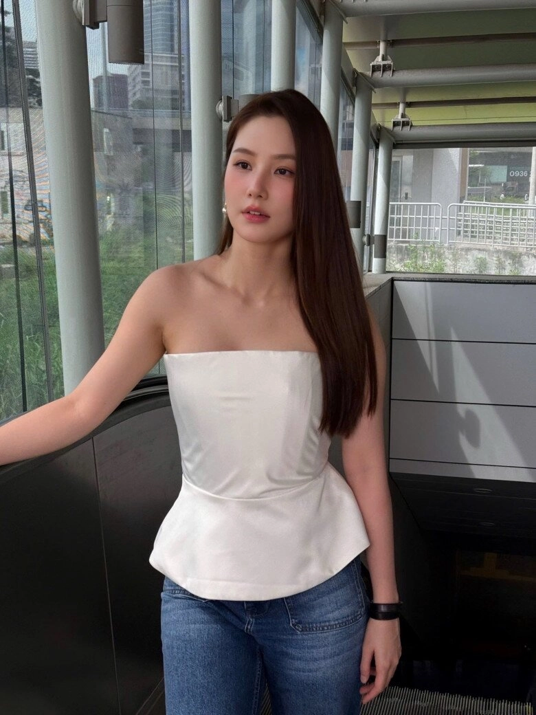 Sao việt 24h vân hugo vô tình để lộ hình ảnh hoàng thùy linh ôm sát rạt đen vâu khiến mạng xã hội dậy sóng - 13