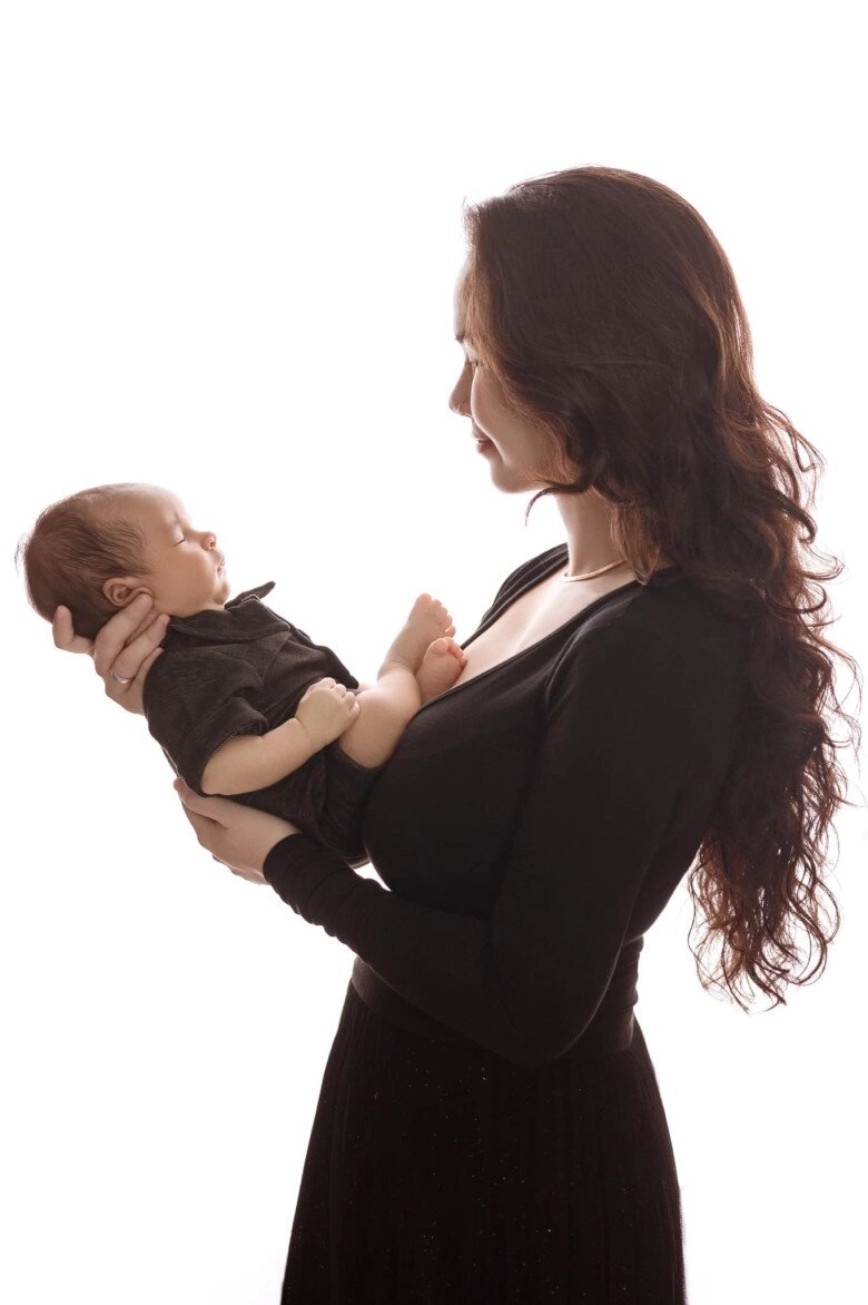 Sao việt 24h võ hạ trâm suýt có mũi tên uất hận khi vất vả 1 nách 2 con chồng ấn độ vắng nhà liên miên - 3