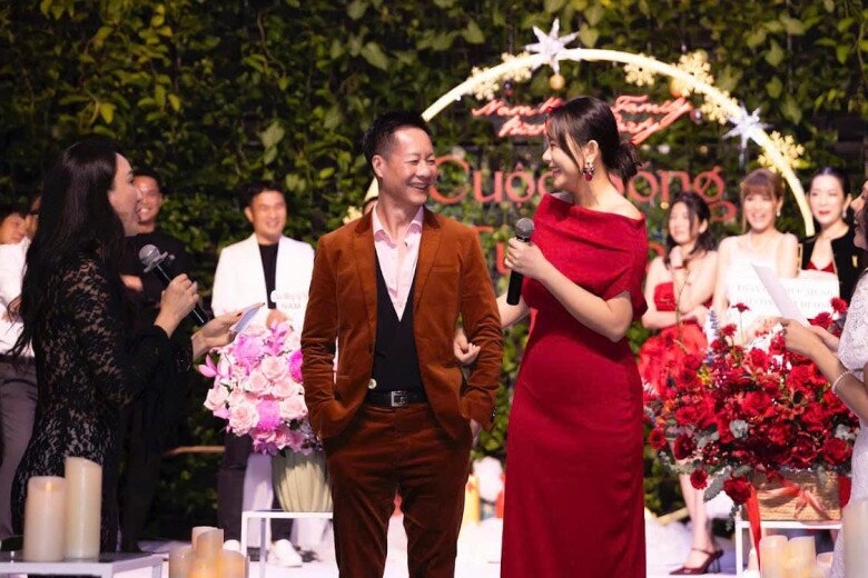 Sao việt 24h vợ trẻ công lý khóc khi nhớ lại ngày mới yêu sốc vì thấy chồng mặc áo rách đi xe cũ - 10