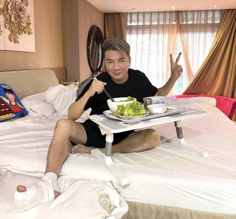 Sao việt gặp nạn để lại thương tật đàm vĩnh hưng mất nhiều ngón chân có người phải cắt 1 tay - 3