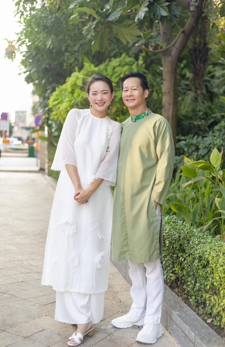Sao việt thưởng tết cho nhân viên việt hương tặng xe 700 triệu đồng nhật kim anh lì xì vàng miếng - 13