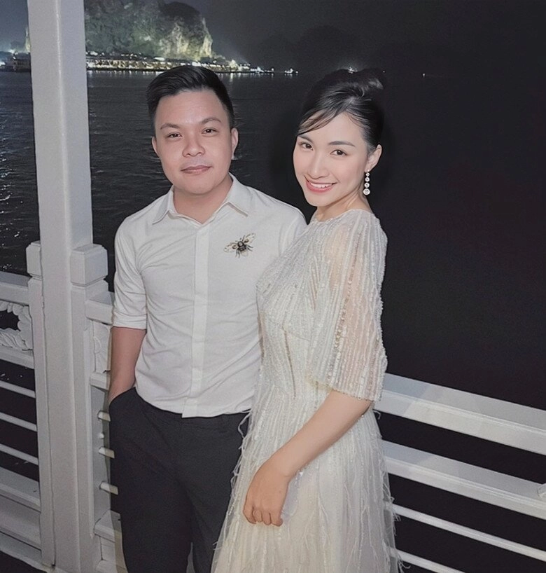 Sao việt thưởng tết cho nhân viên việt hương tặng xe 700 triệu đồng nhật kim anh lì xì vàng miếng - 16