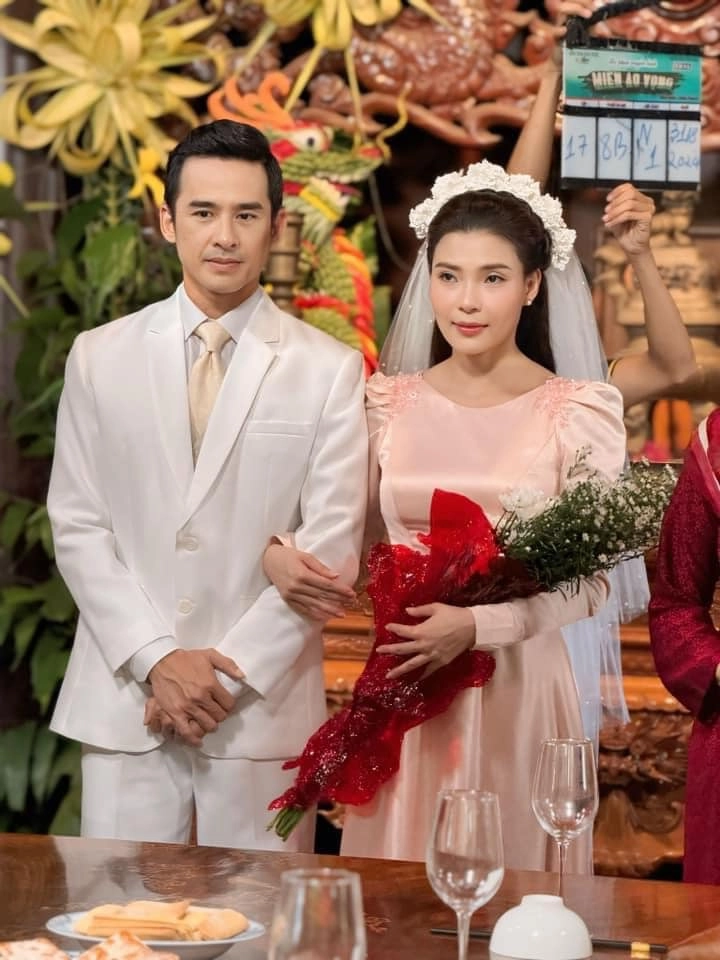 Sau 8 năm thúy diễm và lương thế thành cưới lần 2 mẹ vợ xuất hiện còn nhắc khéo con rể 1 câu giật mình - 1