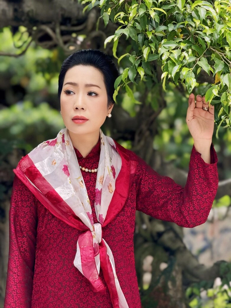 Sau 8 năm thúy diễm và lương thế thành cưới lần 2 mẹ vợ xuất hiện còn nhắc khéo con rể 1 câu giật mình - 4