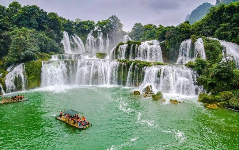 Sự khác biệt giữa điểm du lịch trùng khánh ở việt nam và ở trung quốc ở đâu đẹp và hút khách hơn - 2